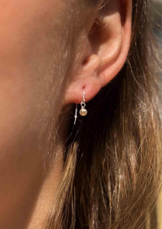 The Silver Dewdrop Hook Earrings
