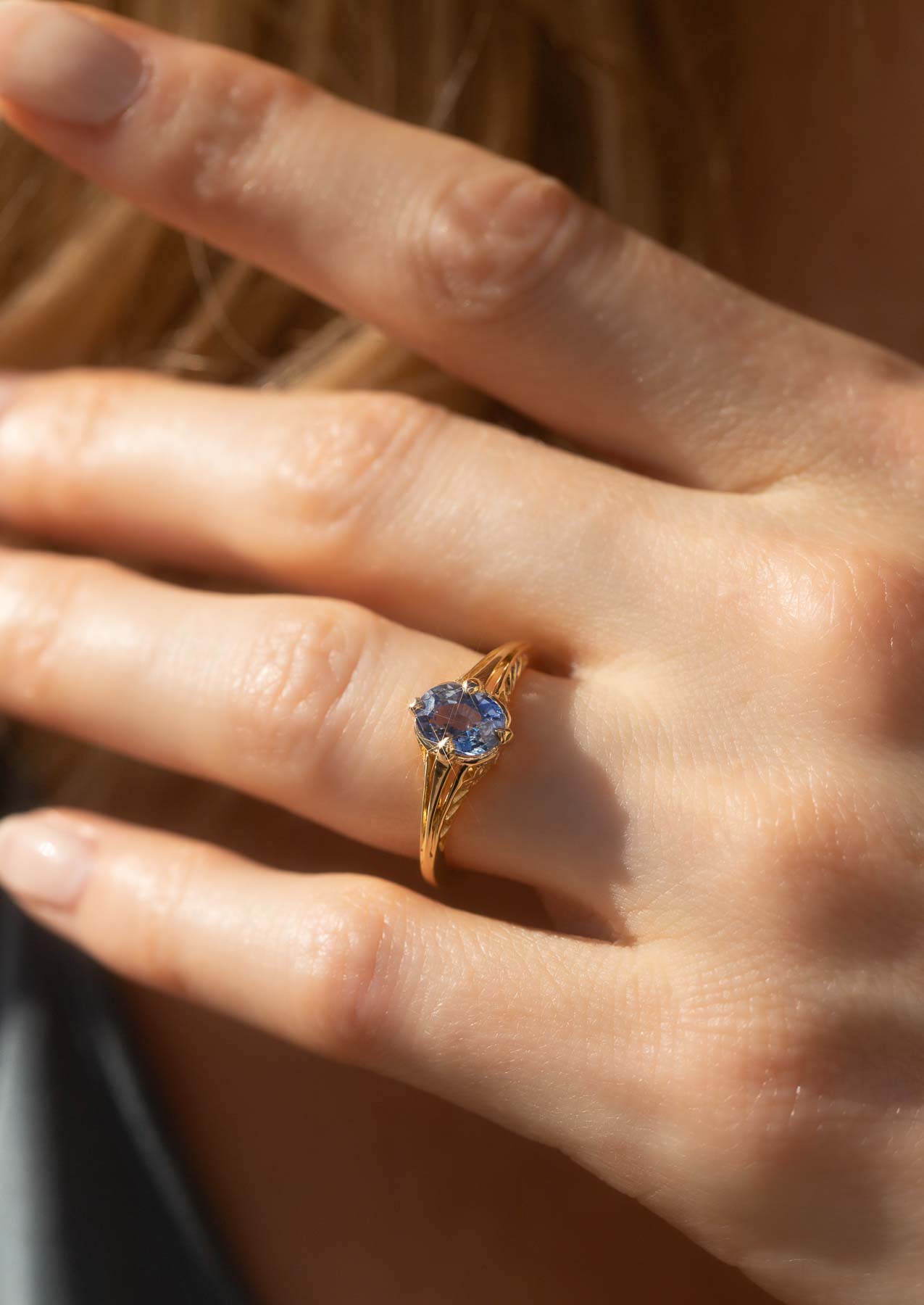 The Marilee Ring with 1.29ct Ceylon Sapphire