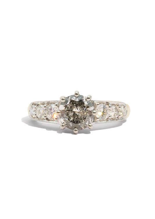The Wila Ring with 2.16ct Grey Diamond