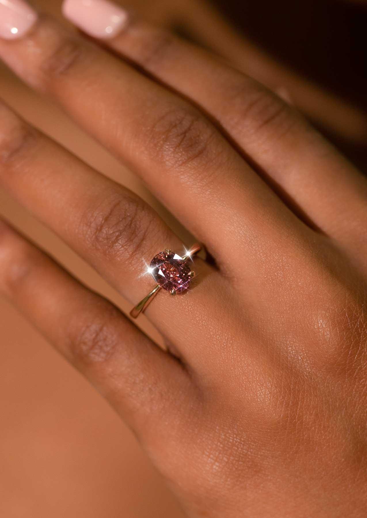 The June Ring with 2.95ct Oval Cherry Spinel - Molten Store