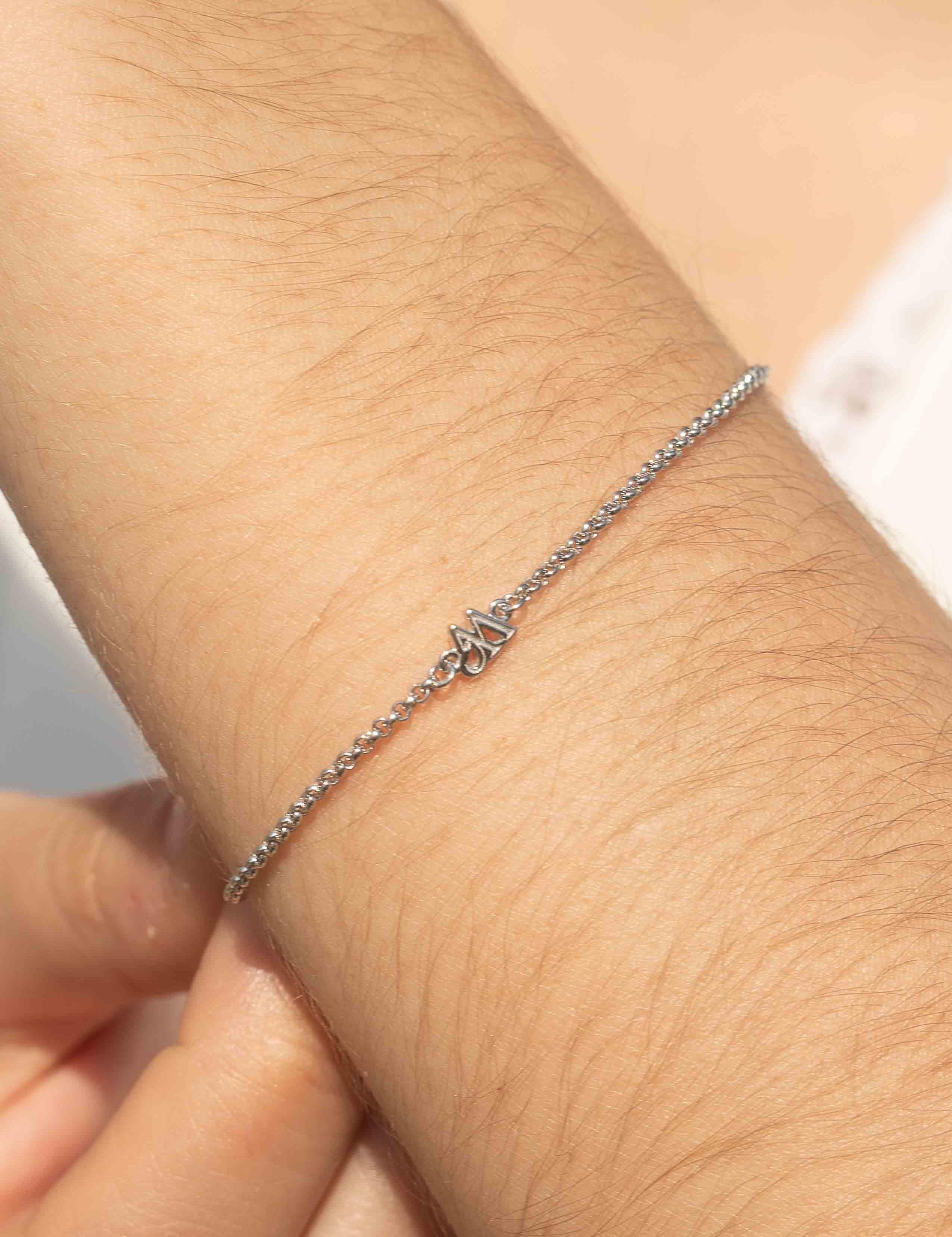 The Insignia Silver Bracelet - Molten Store