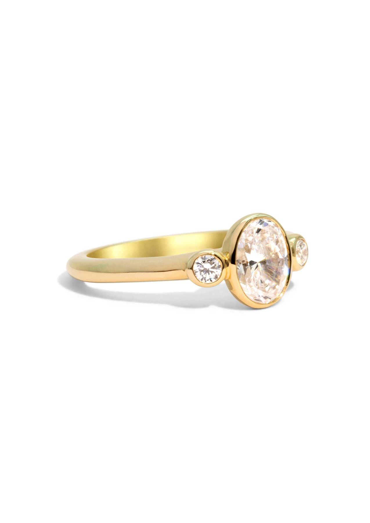 The Beatrice Yellow Gold Cultured Diamond Ring - Molten Store